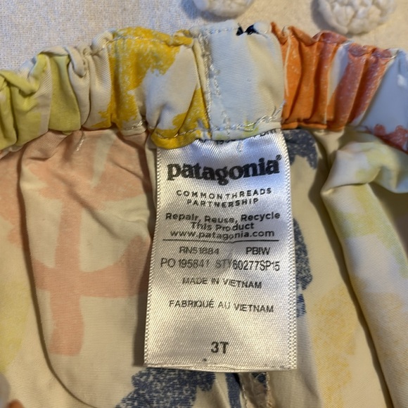 Patagonia Baby Baggies Shorts - 3T - Picture 3 of 3
